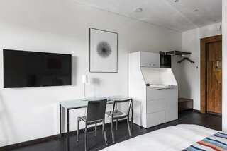Отель The Joseph | Signature Hotel Vilnius Вильнюс Большой двухместный номер с 1 кроватью-7